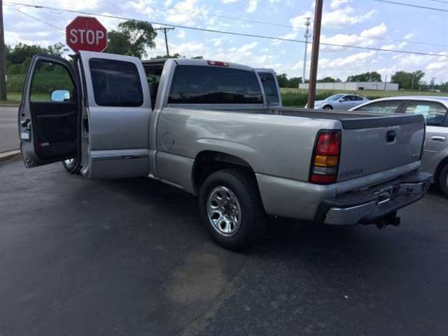 GMC Sierra 1500 2005 photo 1